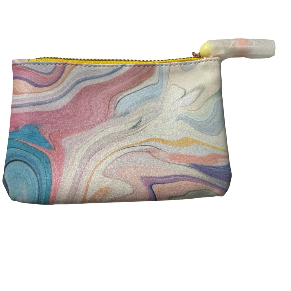 Ipsy March 2024 Swirl Soft Tones with Charm Zip Pull Cosmetic Bag